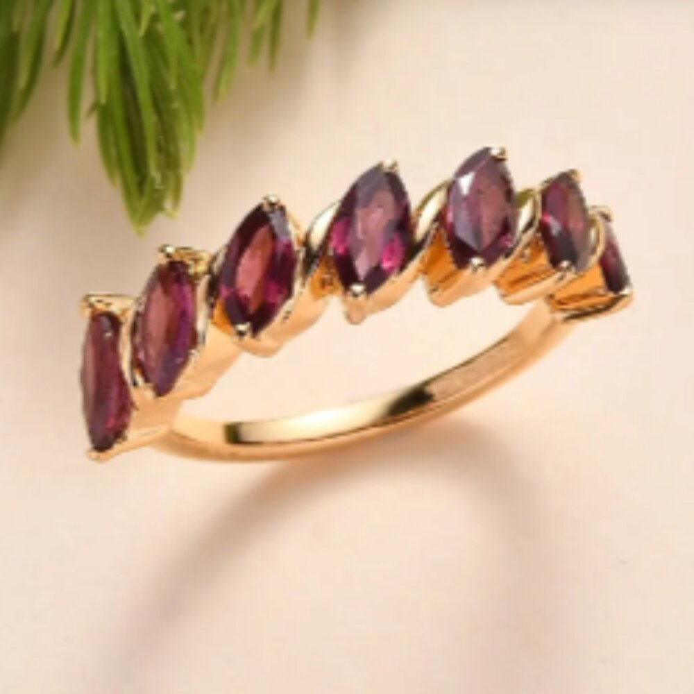 Orissa Rhodolite Garnet 7 Stone Ring
